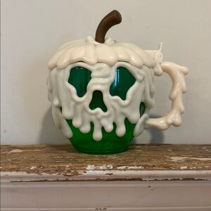 Disney Parks Green Poison Apple Cup Glows in the Dark